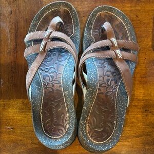 Teva Women's Brown Sandals NWT